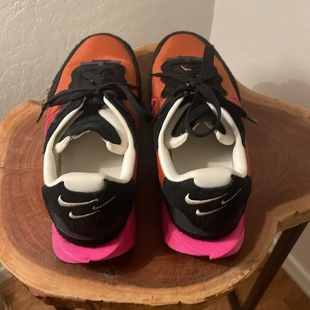 Nike- Fontanka Waffle Women’s S:11.5